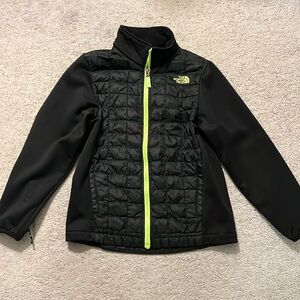 Northface boys jacket sz 10/12
